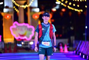 BIB: 140, 7040, 00000
                            <button type="button" onclick="openModal(21872620)" class="btn btn-primary btn-sm float-right btn-popup" data-toggle="modal" data-target=".modal-high-quality">
                        <i class="fas fa-shopping-cart"></i> Add to Cart
                    </button>
                                            <button type="button" onclick="isThisMe(21872620, true)" class="btn btn-success btn-sm float-right btn-popup btn-isme hidden" data-toggle="tooltip" data-placement="bottom" title="นี่คือรูปของคุณใช่ไหม คลิกที่นี่เพื่อเอาเข้าอัลบั้ม">
                        <i class="fas fa-plus"></i> Add to album
                    </button>
                    <button type="button" onclick="isThisMe(21872620, false)" class="btn btn-warning btn-sm float-right btn-popup btn-isnotme hidden">
                        <i class="fas fa-ban"></i> Remove from album
                    </button>